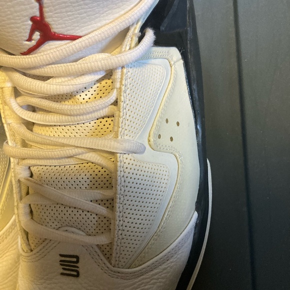 Nike Air Jordans Size 12.5 MENS White Red Michael Jordan 414759-101 - Picture 4 of 13